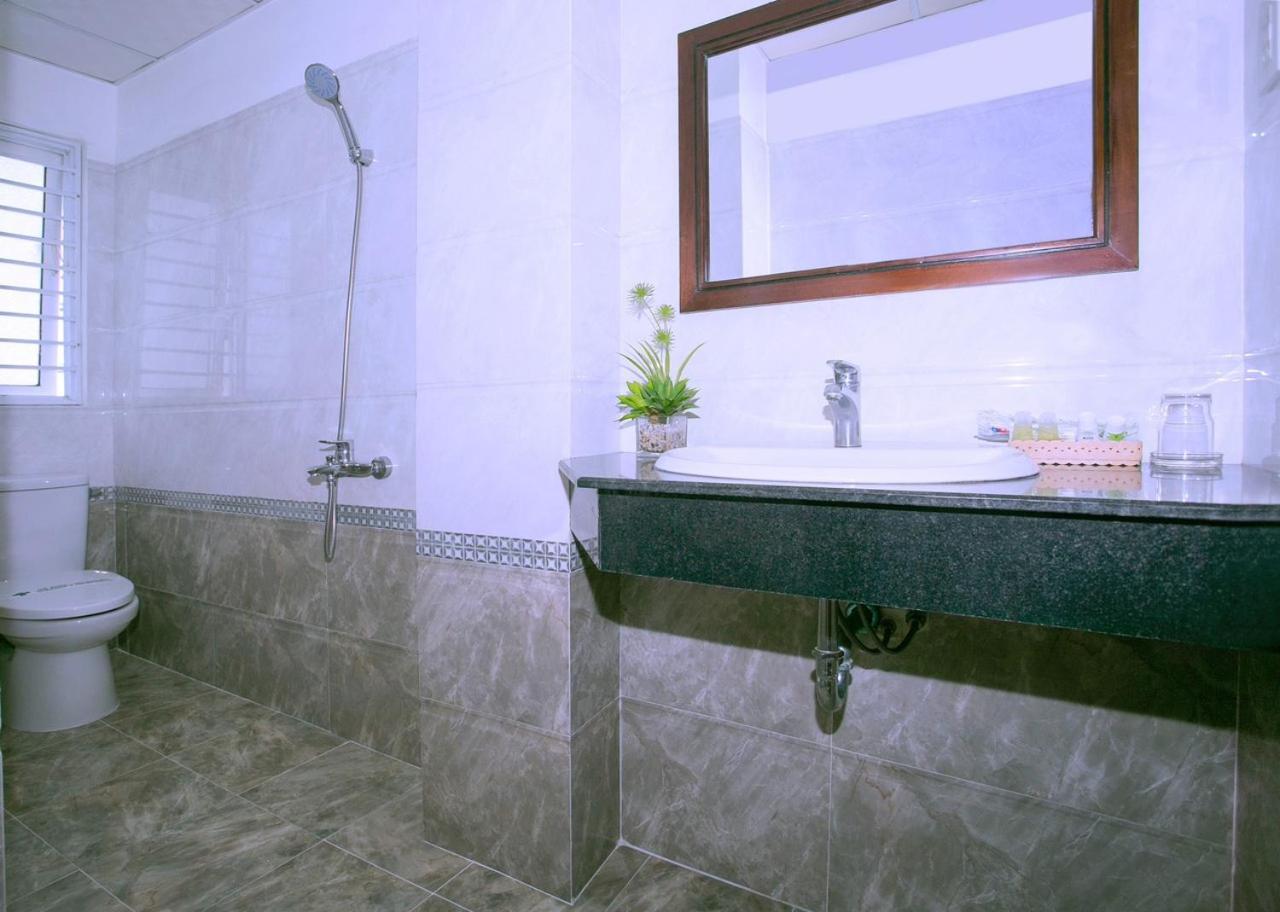 Nice Swan Hotel Nha Trang Buitenkant foto